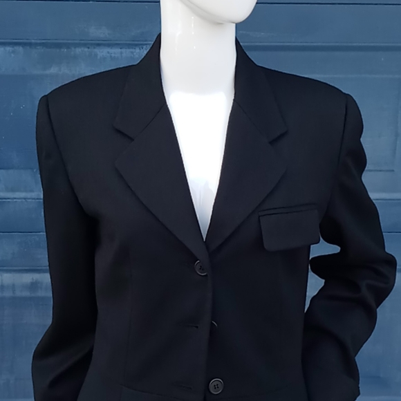 Signature Expressions Ladies pure Wool Blazer - Picture 3 of 15